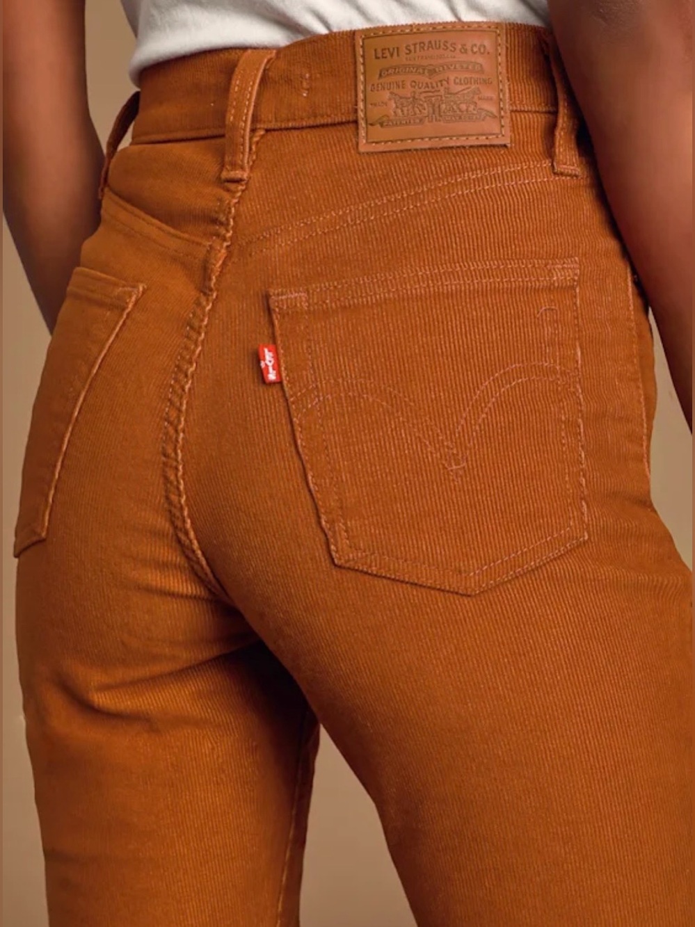 Levi’s Women’s Ribcage Flare Rust Orange Corduroy High Rise Pants Size 28 - Picture 5 of 13